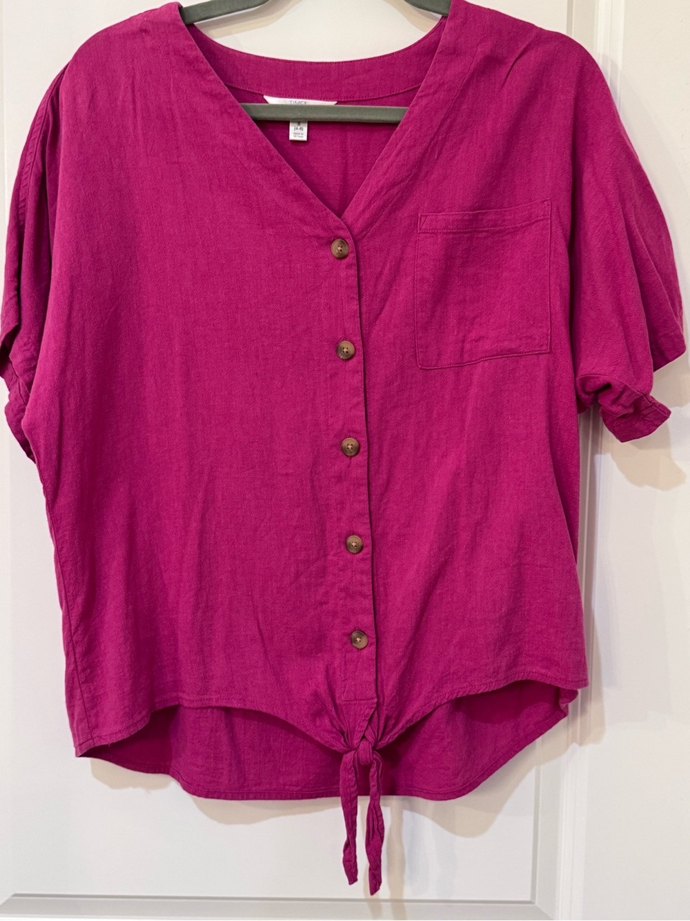 Time and Tru Fuchsia Button-Front Tie-Hem Shirt
